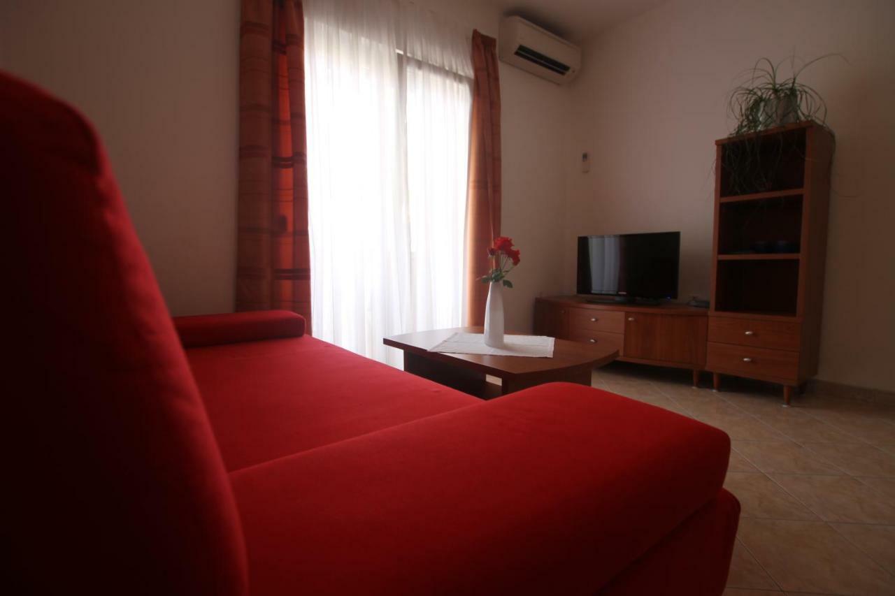 Apartments Macolic 拉布 外观 照片