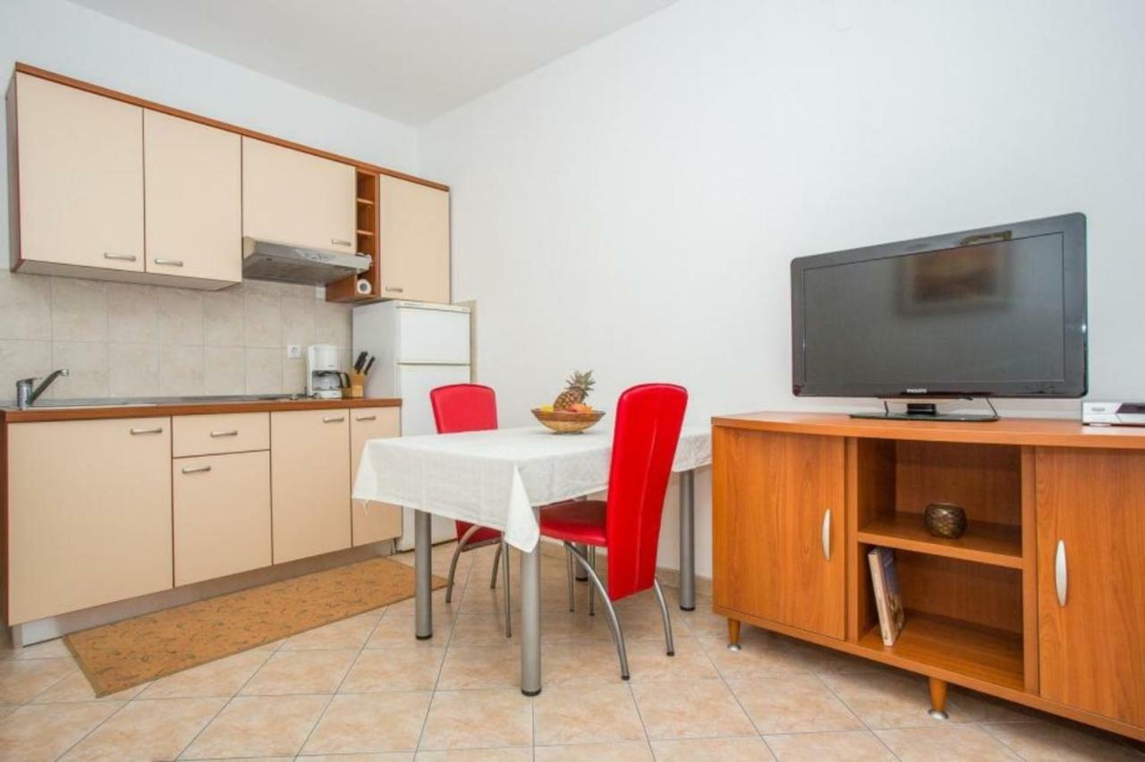 Apartments Macolic 拉布 外观 照片