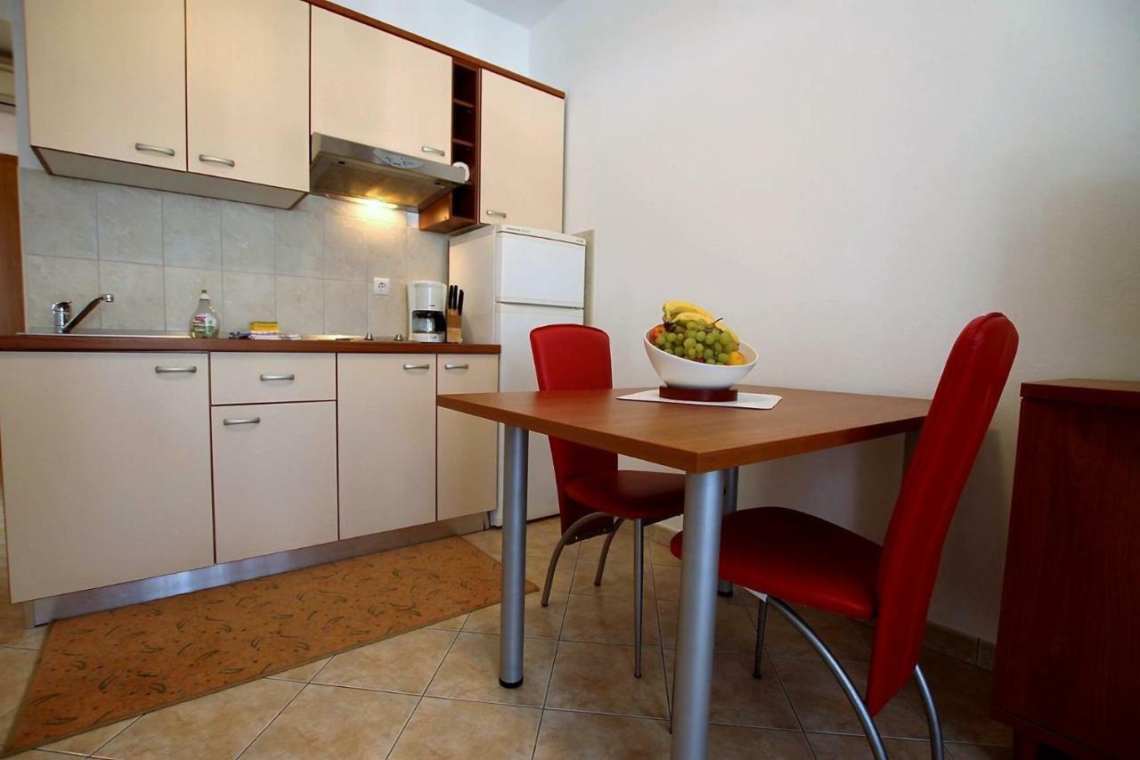 Apartments Macolic 拉布 外观 照片