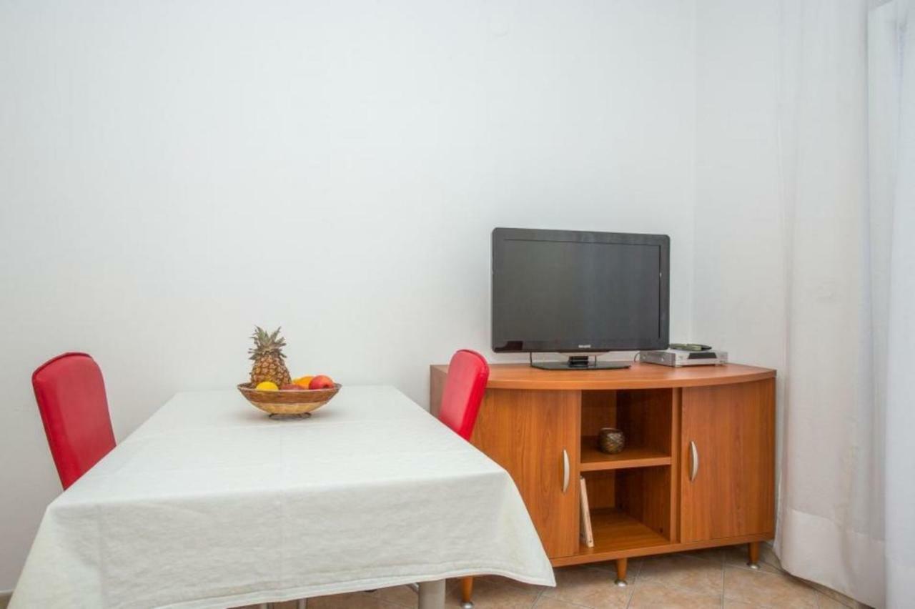 Apartments Macolic 拉布 外观 照片