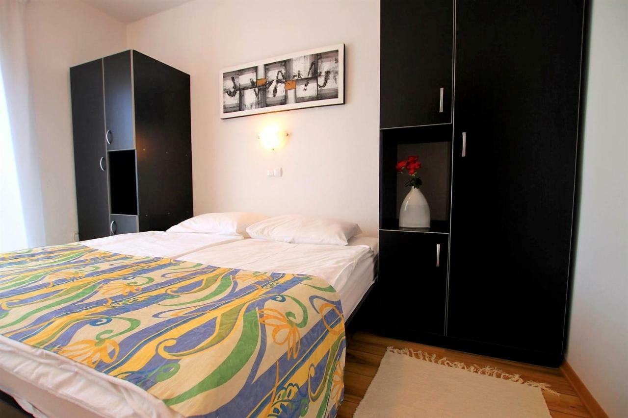 Apartments Macolic 拉布 外观 照片